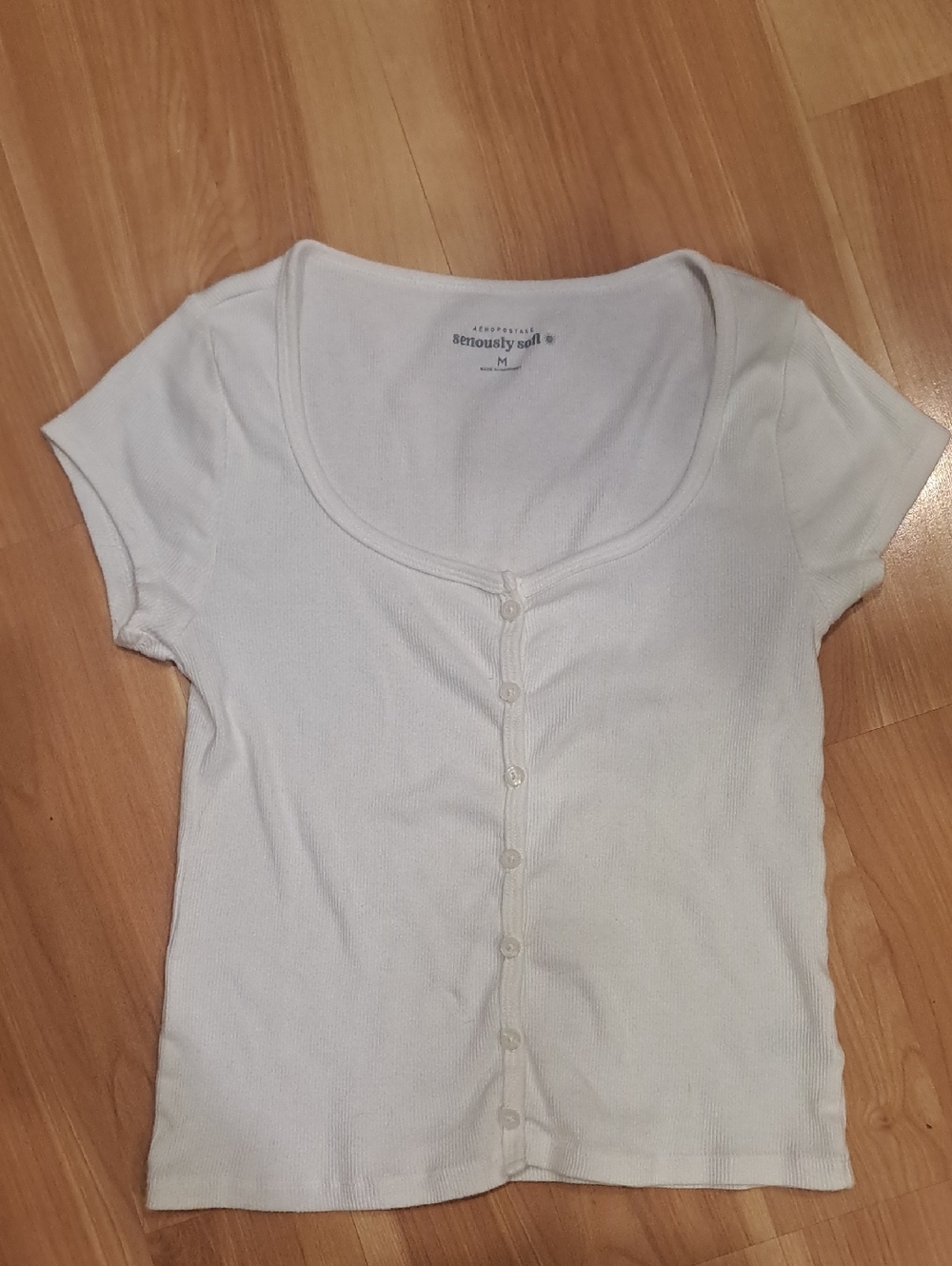 Aeropostale White Scoop Neck Button-Front Short Sleeve Top